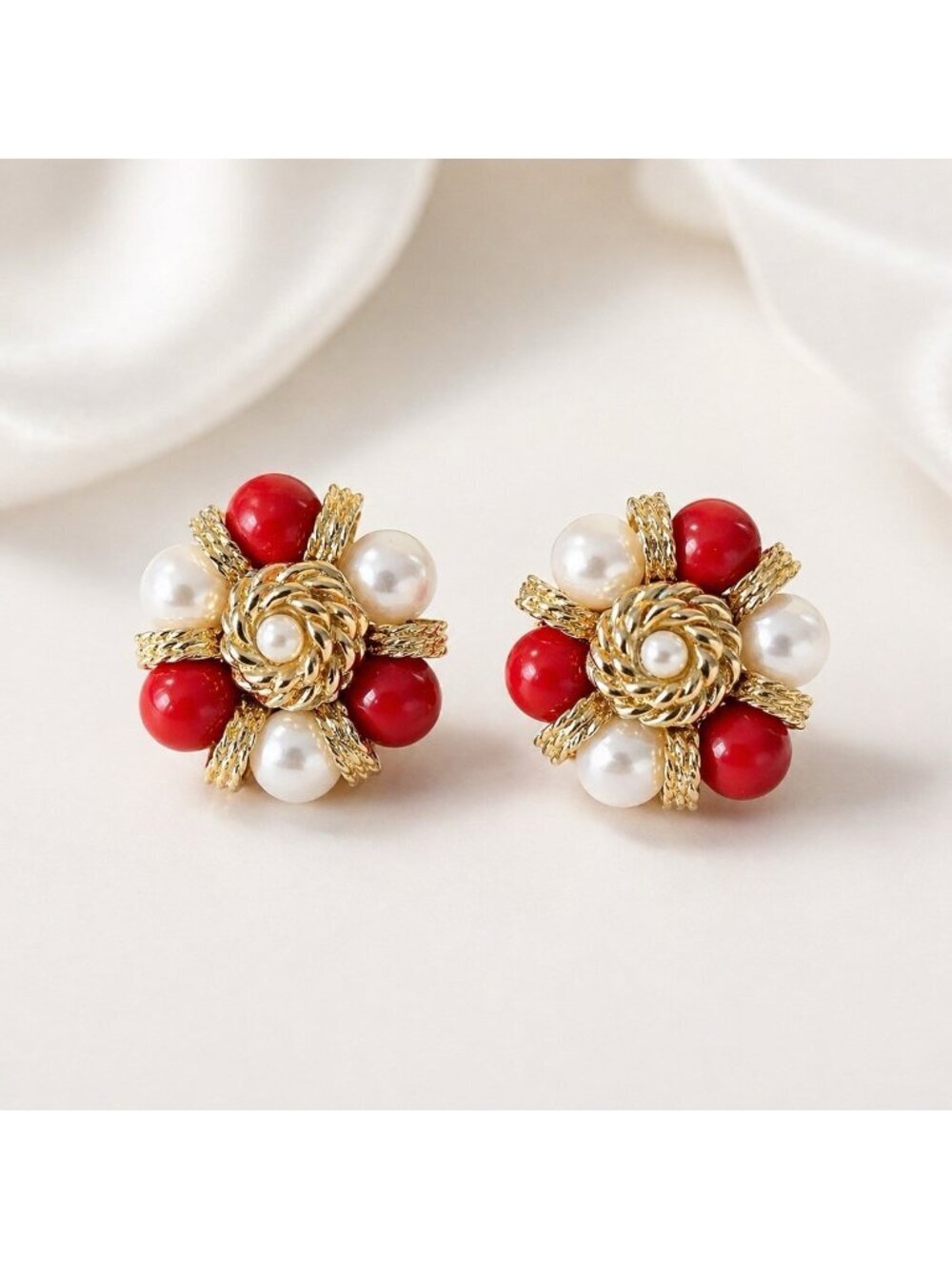 Vintage 1980s Earrings Red White Faux Pearl Gold Tone Clip On Preppy Yacht Life